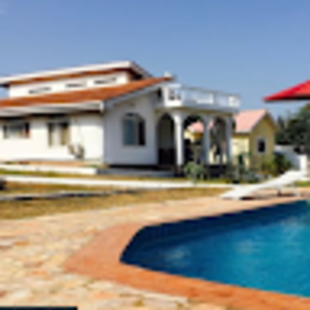 Meet your Posher, Travel with